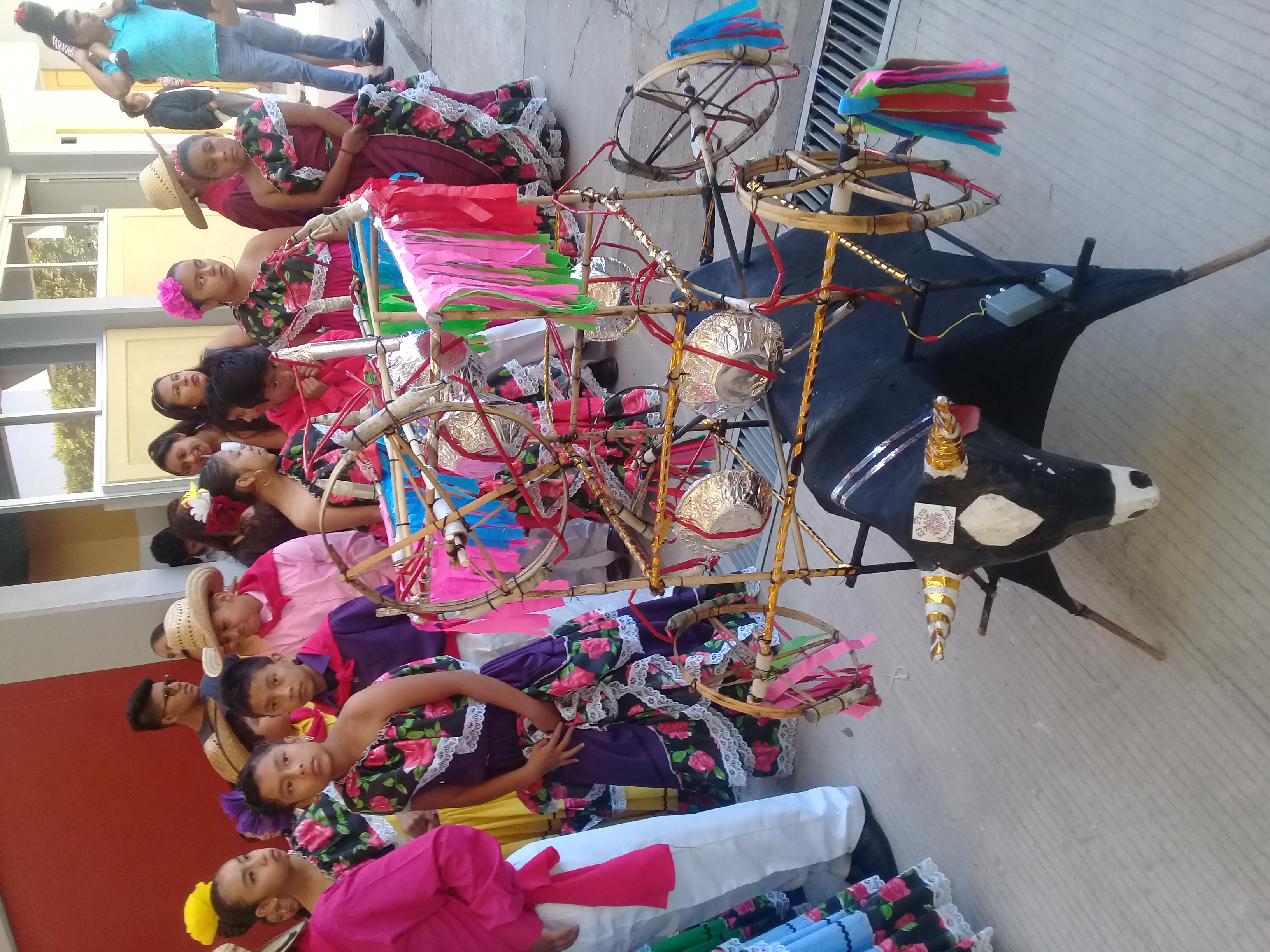 Festejo de la Revolución Mexicana en primaria de Tochtepec